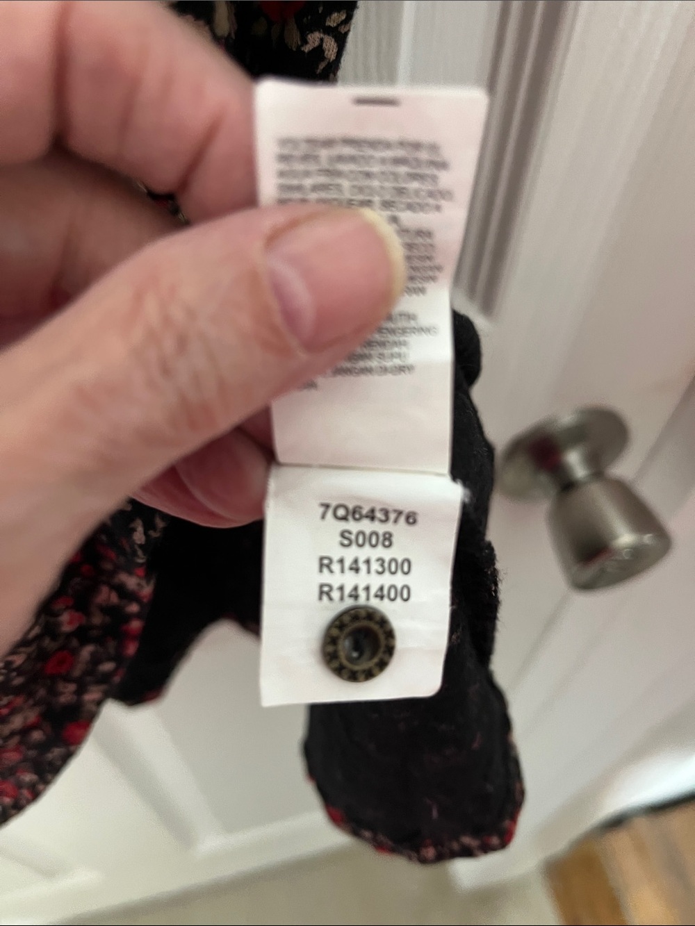 Lucky Brand Black V-Neck Tunic with Red, Pink, and Cream Floral Print - Picture 5 of 9